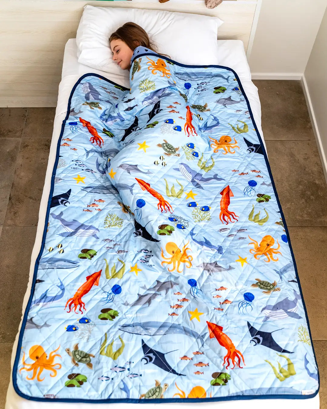 Kids weighted blanket ocean animals blue